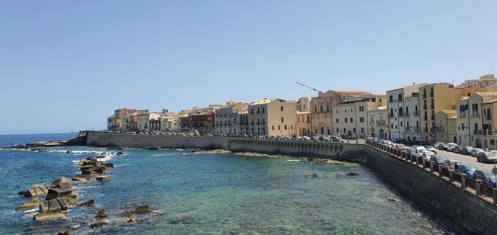 Le Meraviglie Del Lungomare Villa Syracuse ห้อง รูปภาพ