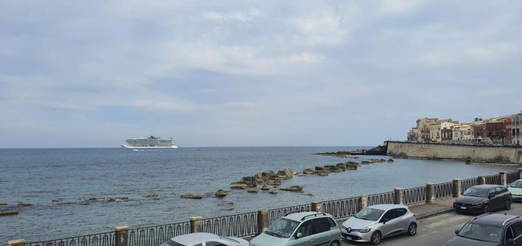 Le Meraviglie Del Lungomare Villa Syracuse ห้อง รูปภาพ